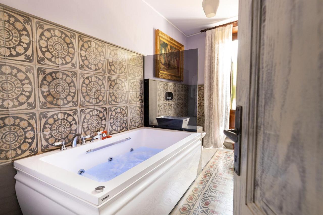 林瓜格洛萨 Palazzo Previtera酒店 外观 照片
